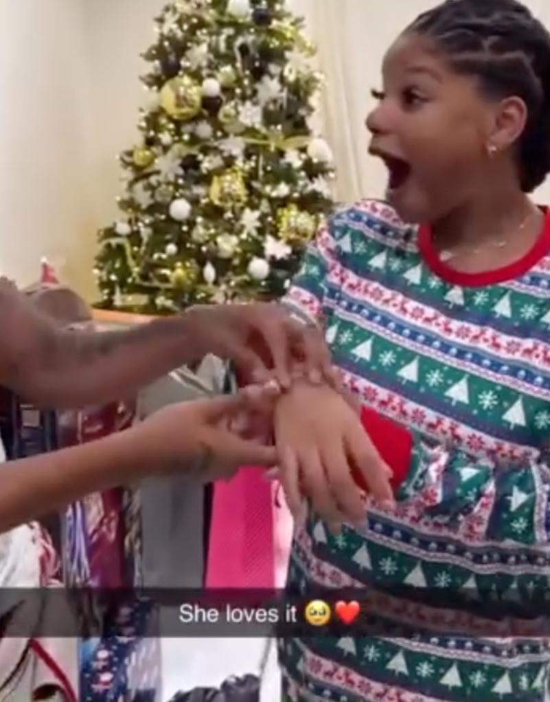 Halle Bailey getting Tiffany bracelet for Christmas